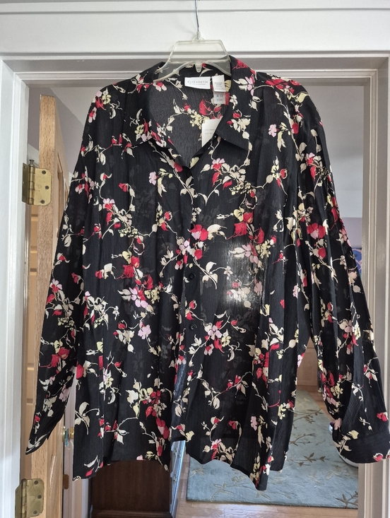 Liz Claiborne Tops - Elisabeth By Liz Claiborne Silk Floral Blouse